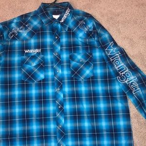 Wrangler Embroidered XLT Pearl Snap